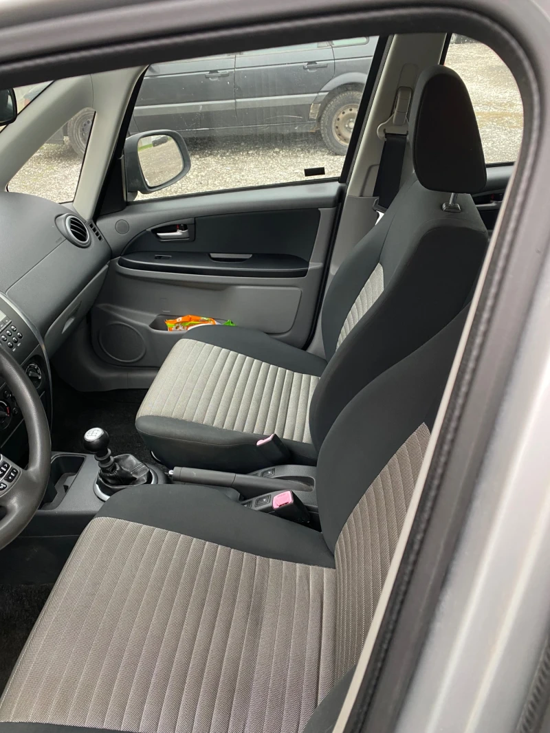 Suzuki SX4 1.6 90 коня, снимка 7 - Автомобили и джипове - 52679141