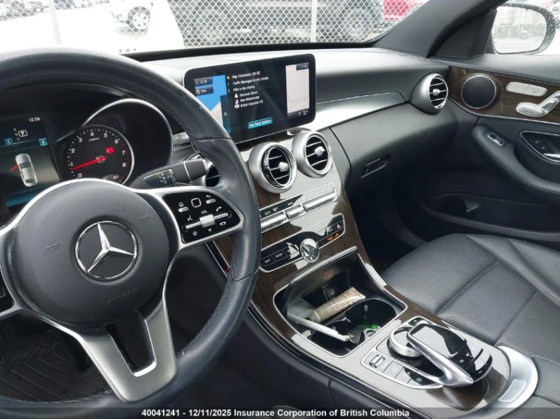 Mercedes-Benz C 300 AMG* Pano* , снимка 10 - Автомобили и джипове - 52752278