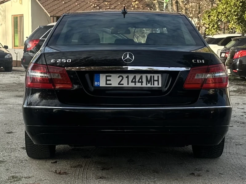 Mercedes-Benz E 250 CDI, снимка 6 - Автомобили и джипове - 52828164