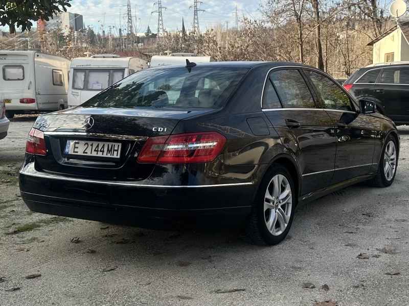 Mercedes-Benz E 250 CDI, снимка 4 - Автомобили и джипове - 52828164