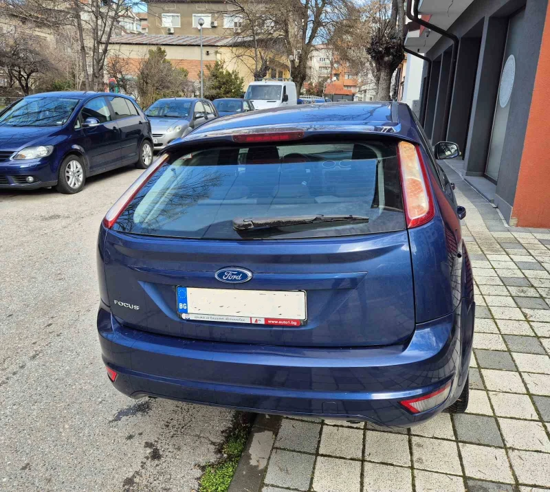 Ford Focus 1.8i GAZ Navi, снимка 5 - Автомобили и джипове - 53493099