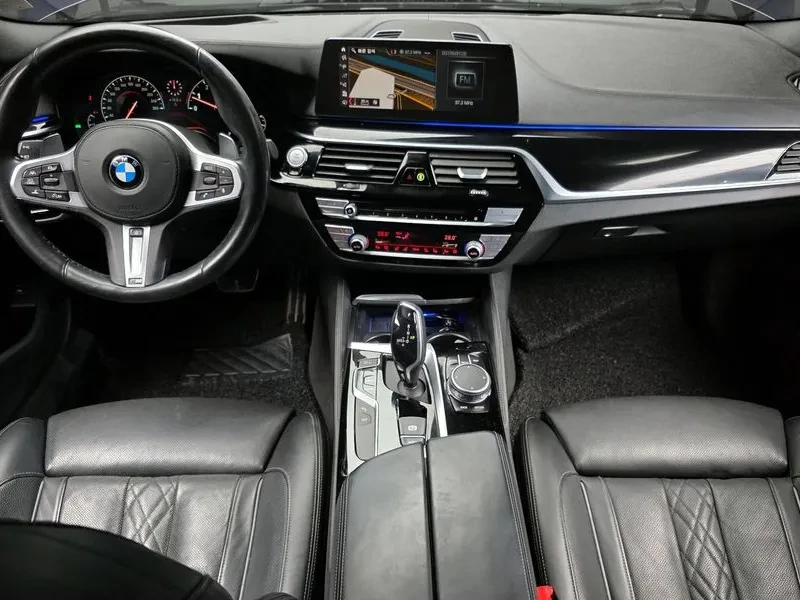 BMW 530 530I xDrive M Sports Plus, снимка 7 - Автомобили и джипове - 54969148