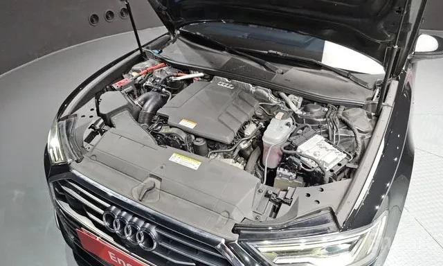 Audi A6 QUATTRO / 45 TFSI / 360 / DISTR / ОБДУХ / ЛИЗИНГ, снимка 6 - Автомобили и джипове - 55631001