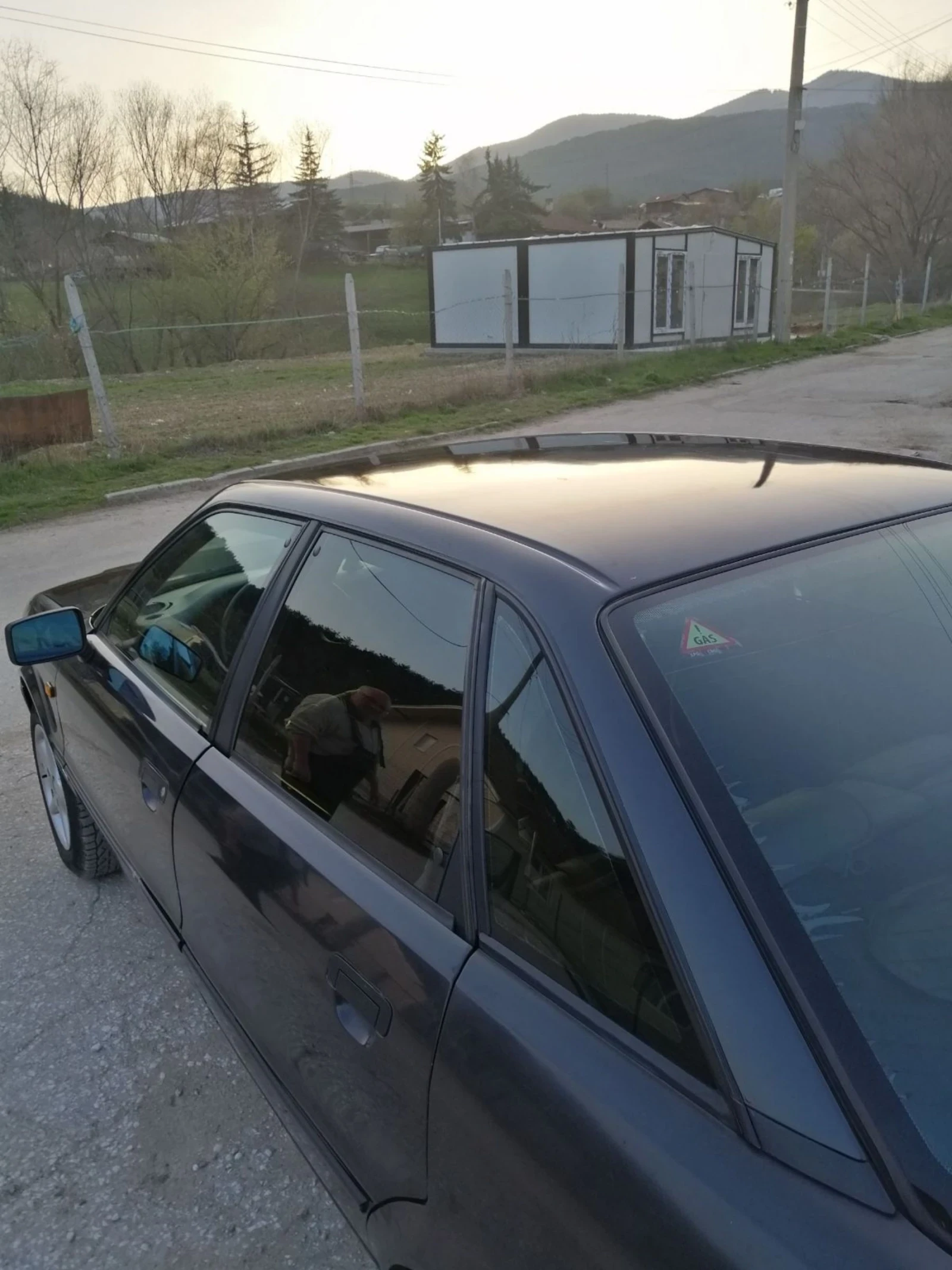 Audi 80 B4 2.0i 90 - изображение 8