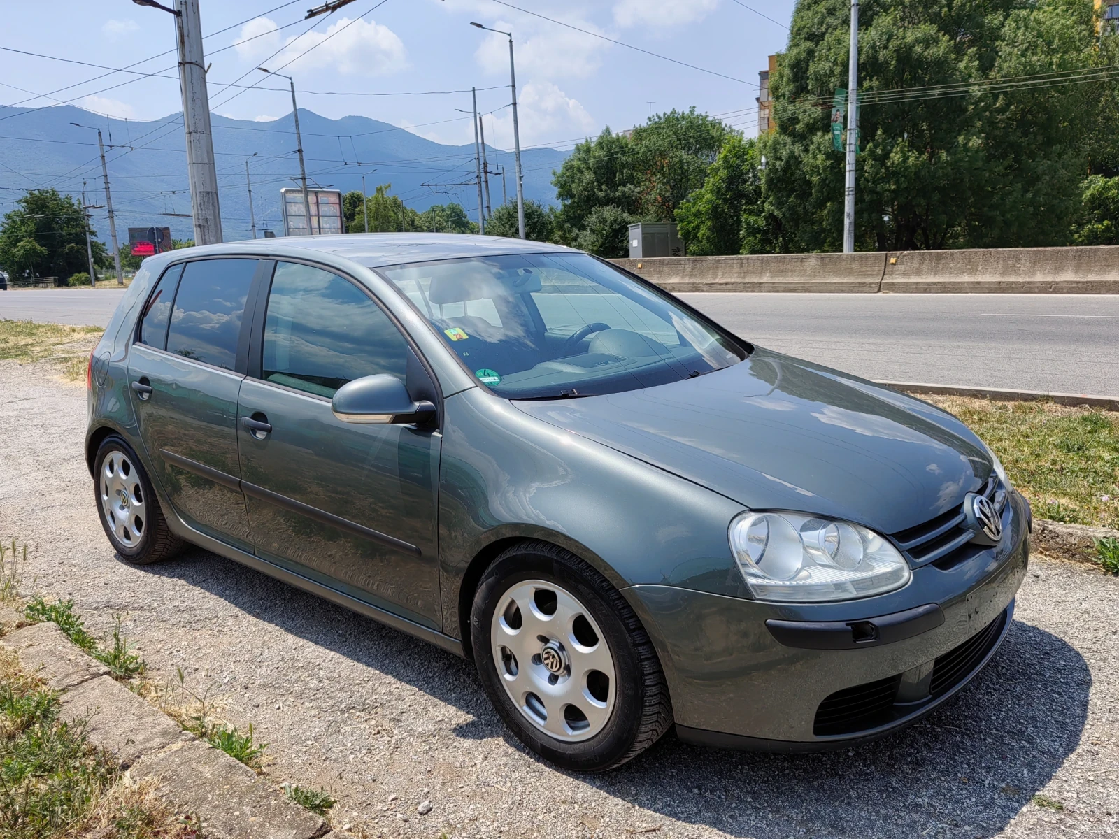 VW Golf 1.9tdi 105ps Navi - изображение 3