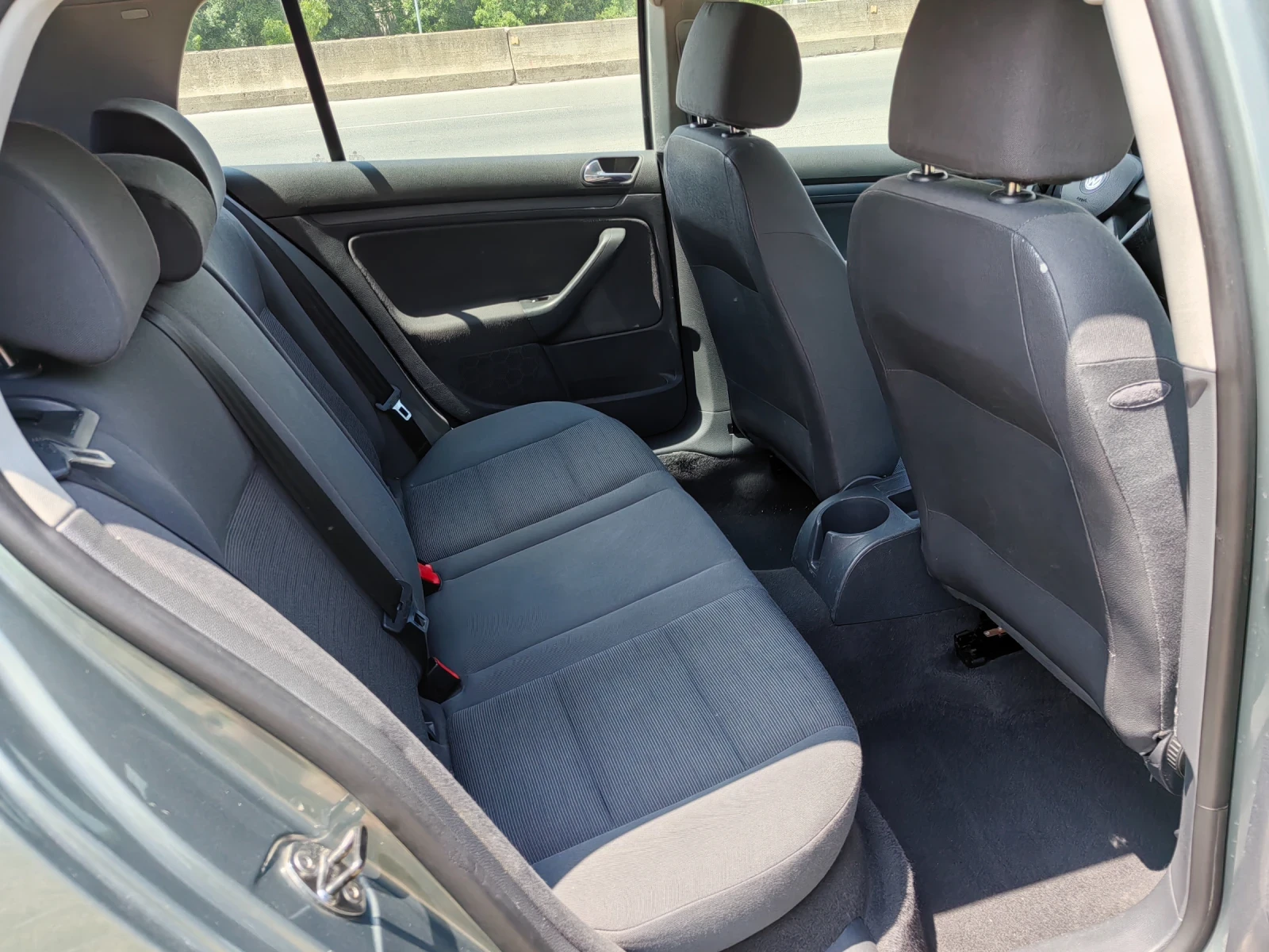 VW Golf 1.9tdi 105ps Navi | Mobile.bg — изображение 13