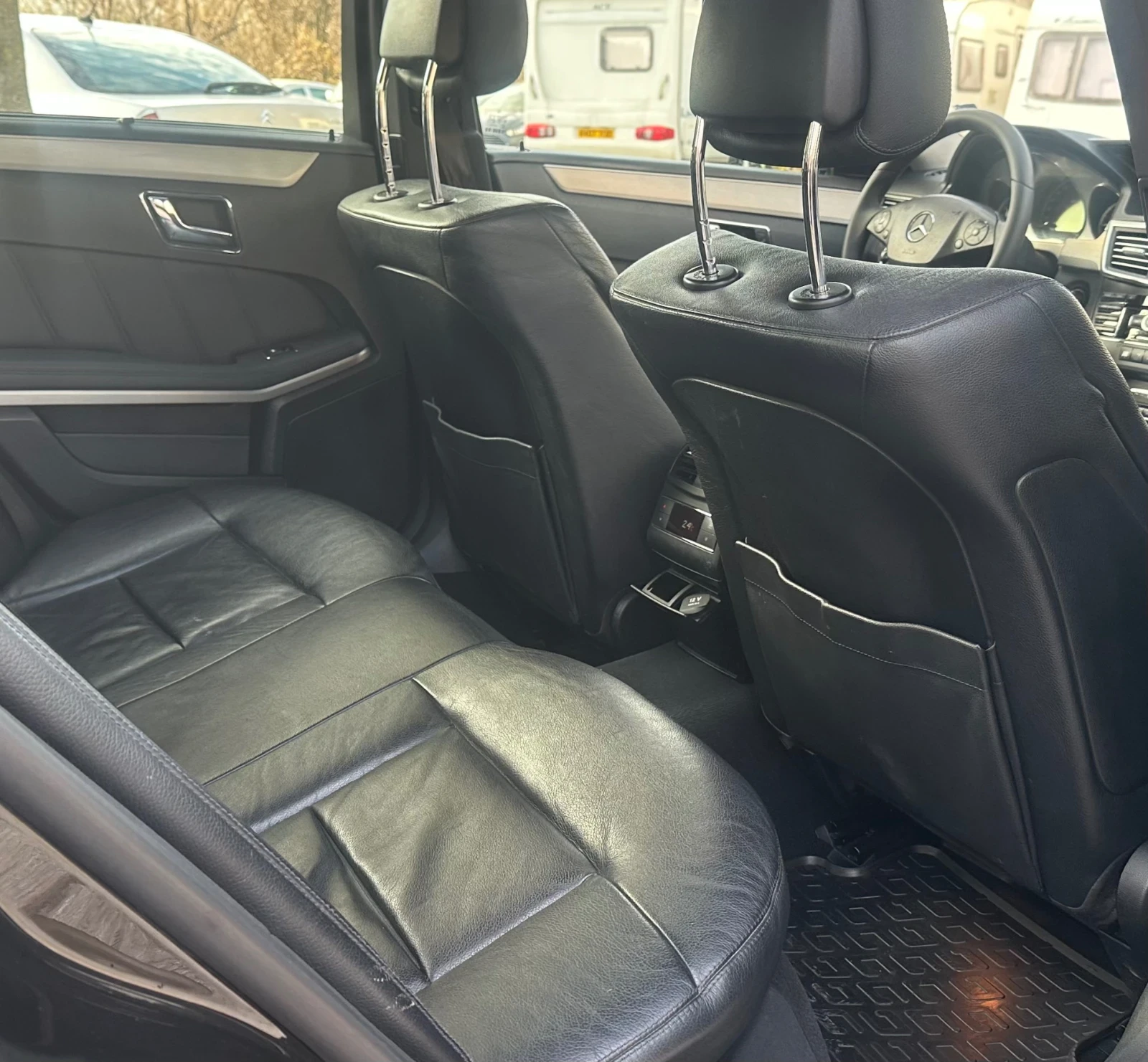 Mercedes-Benz E 250 CDI - изображение 8