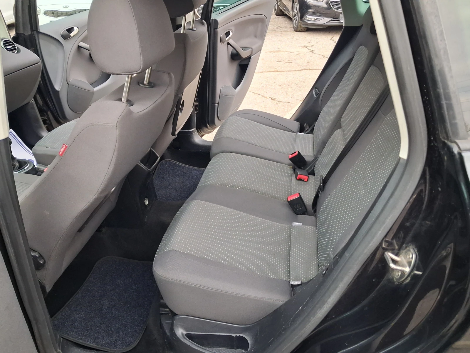 Seat Altea 1.6i* * AЛТЕА ХХЛ* ХОЛАНДИЯ, снимка 11 - Автомобили и джипове - 53972720