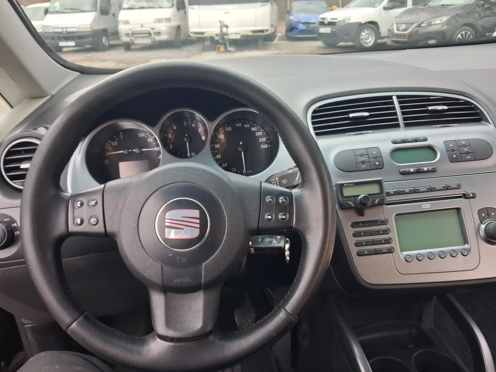 Seat Altea 1.6i* * AЛТЕА ХХЛ* ХОЛАНДИЯ, снимка 12 - Автомобили и джипове - 53972720