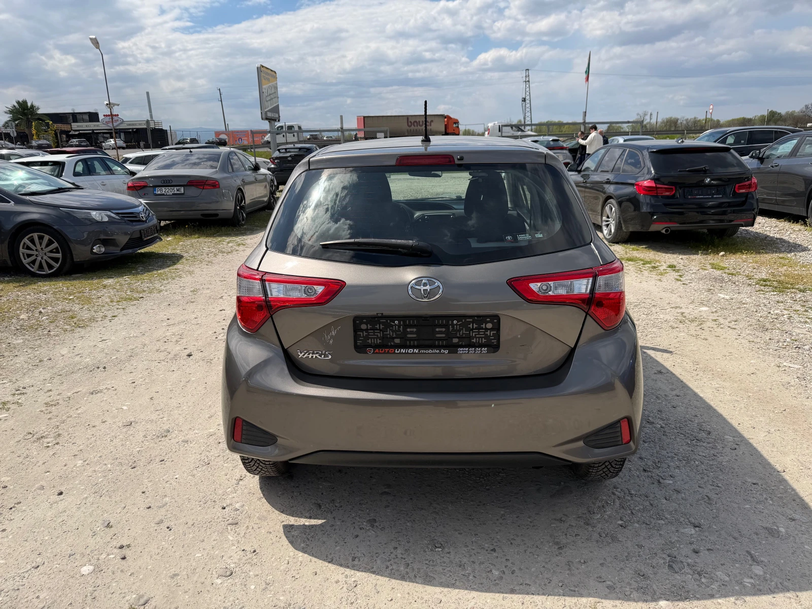 Toyota Yaris 1.4 D4D(КАТО НОВА), снимка 6 - Автомобили и джипове - 54148137