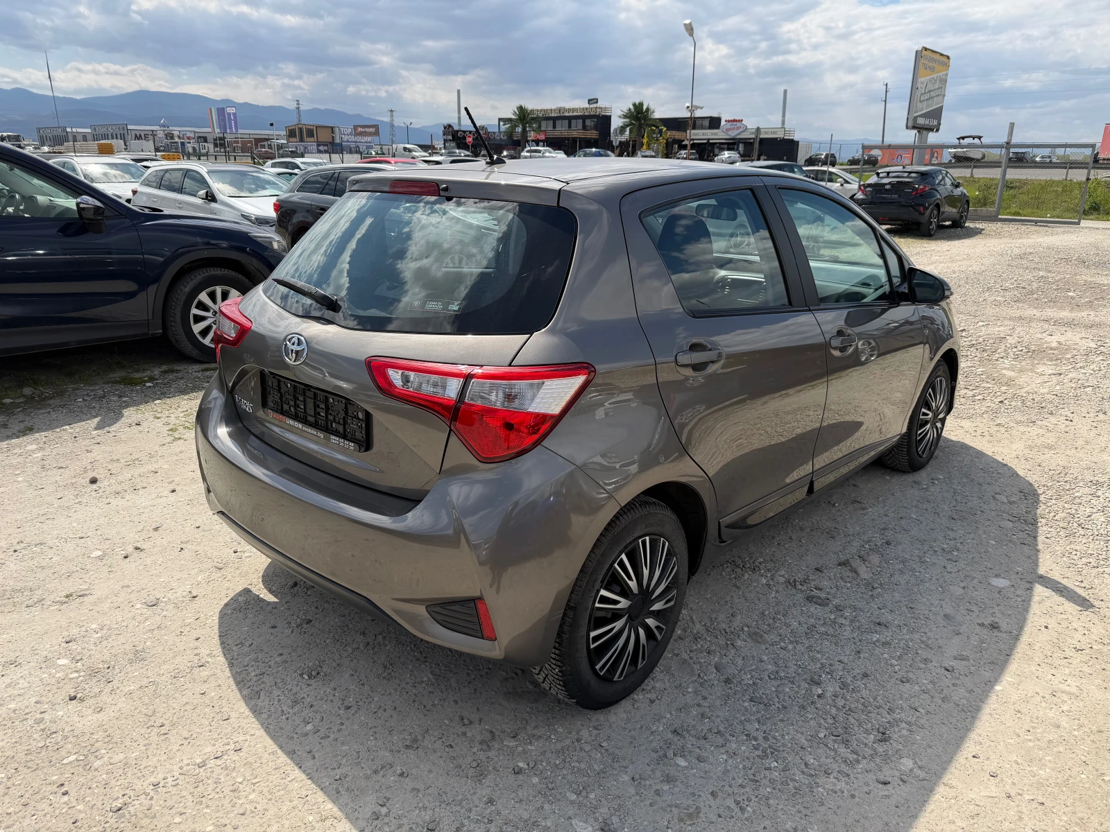 Toyota Yaris 1.4 D4D(КАТО НОВА), снимка 5 - Автомобили и джипове - 54148137