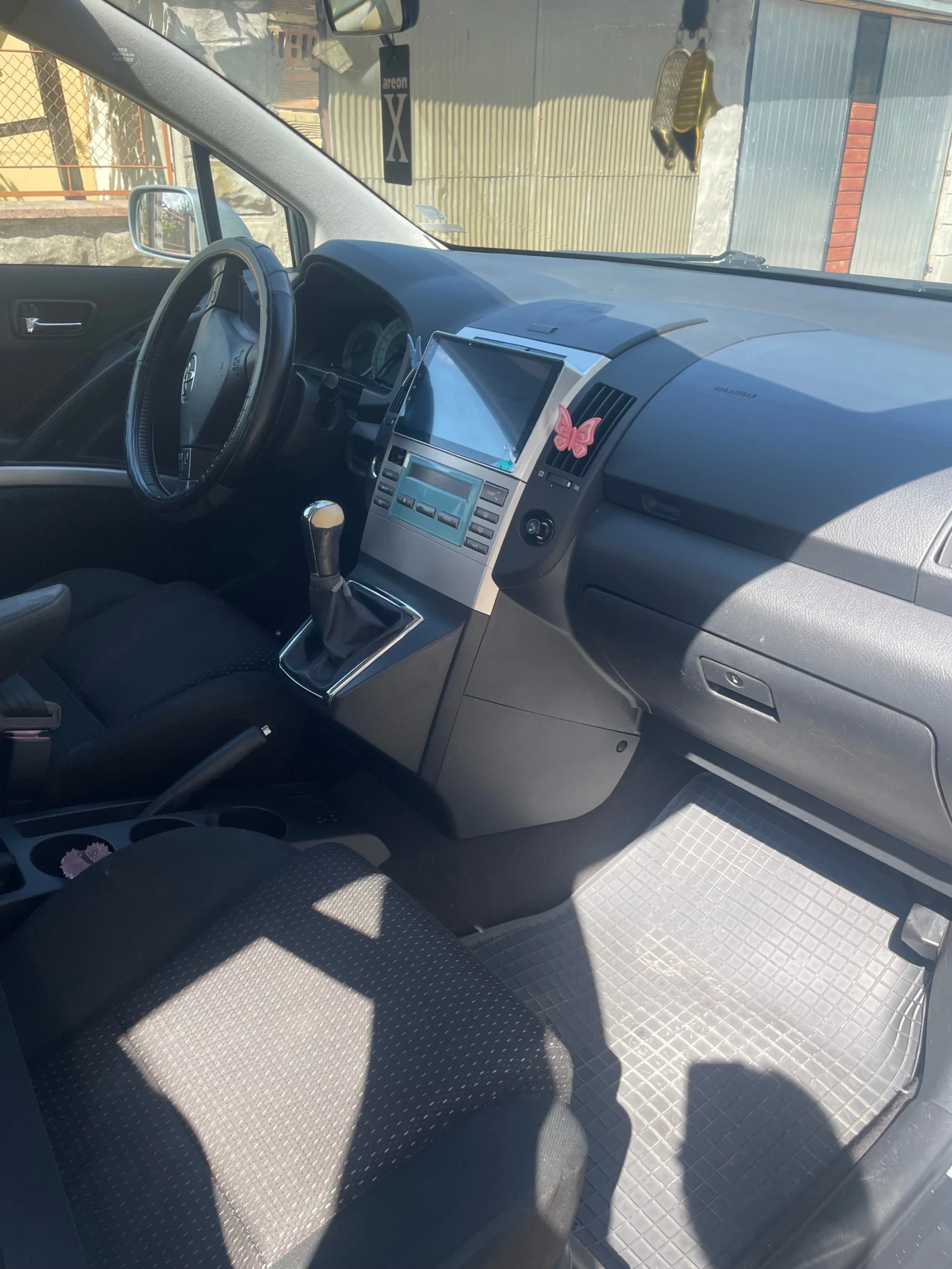 Toyota Corolla verso, снимка 8 - Автомобили и джипове - 54243137