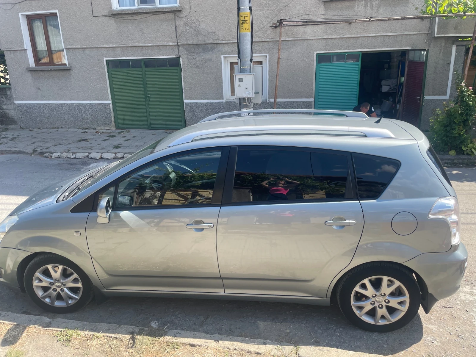 Toyota Corolla verso, снимка 4 - Автомобили и джипове - 54243137