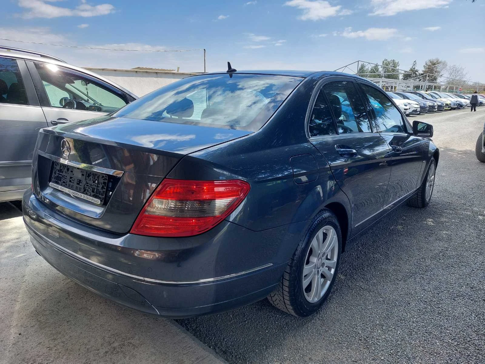 Mercedes-Benz C 180 1.8, 6ск, Авангард, снимка 6 - Автомобили и джипове - 54244076