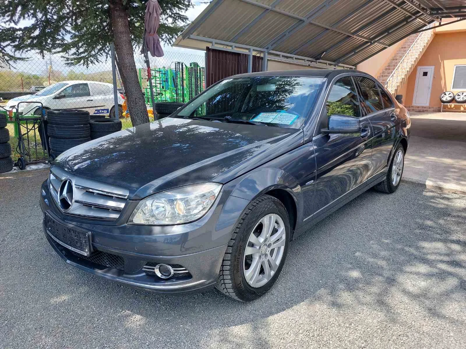 Mercedes-Benz C 180 1.8, 6ск, Авангард, снимка 2 - Автомобили и джипове - 54244076