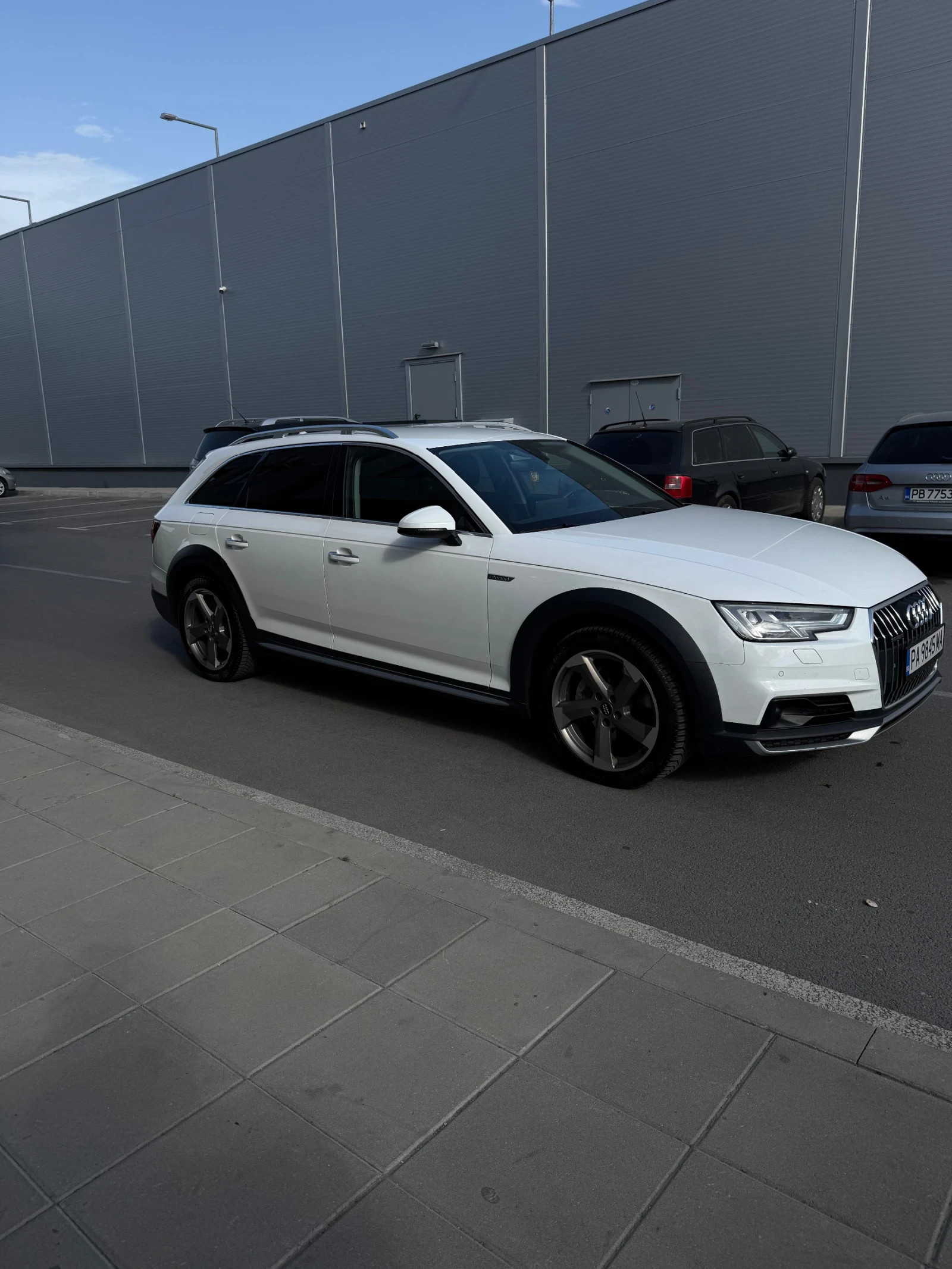 Audi A4 Allroad Quattro 2.0 TDI , снимка 4 - Автомобили и джипове - 54510683