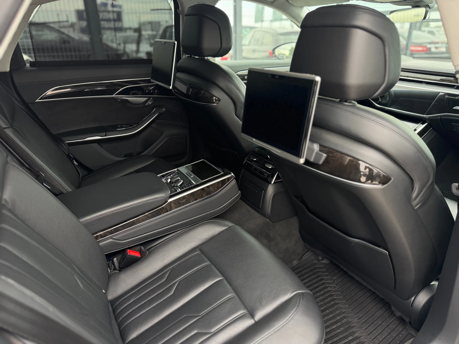 Audi A8 50TDI long 3+ tv , снимка 13 - Автомобили и джипове - 54525857