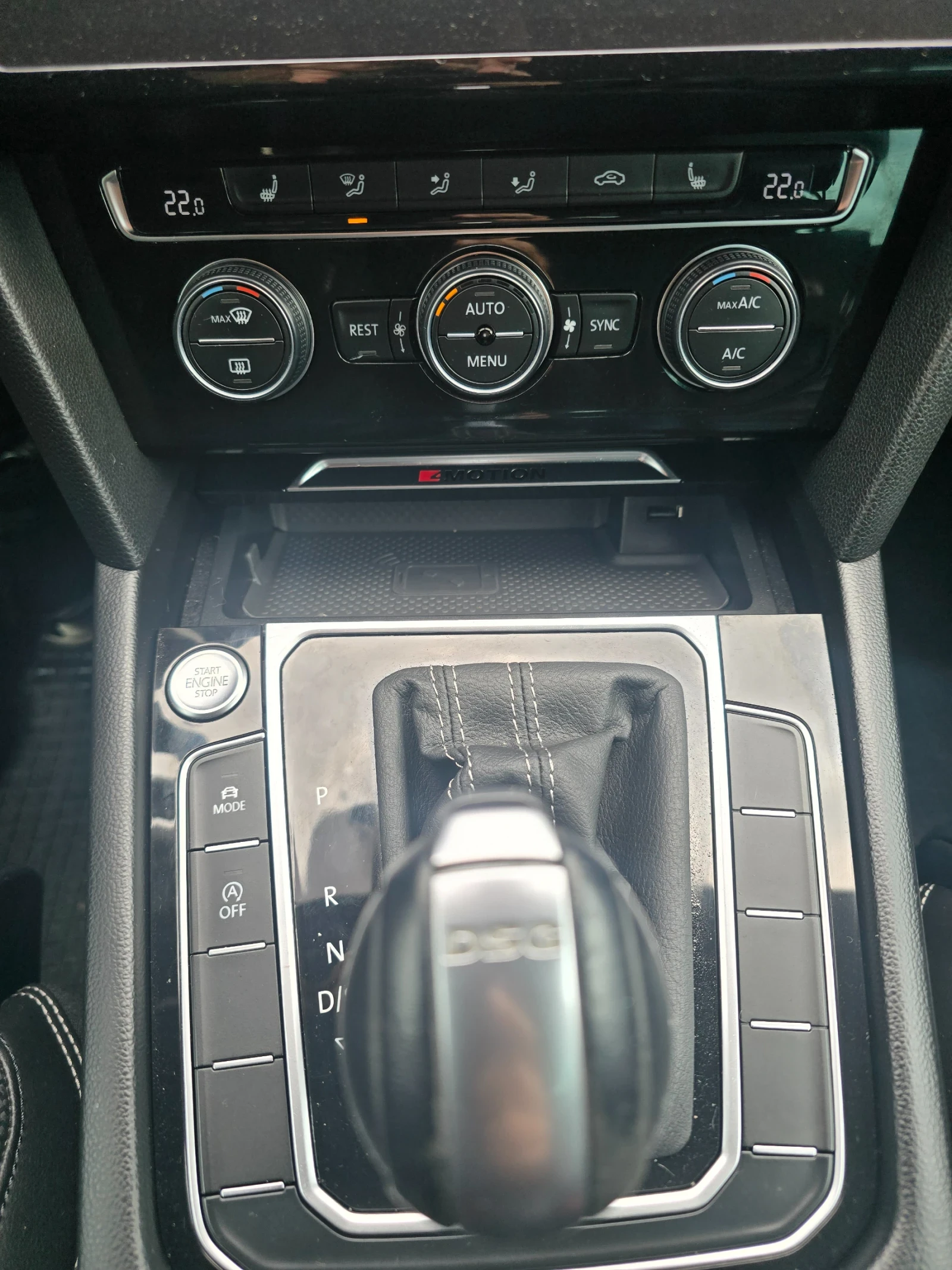 VW Passat R line/4* 4/140х.км/СЕРВ.История!, снимка 9 - Автомобили и джипове - 54548249