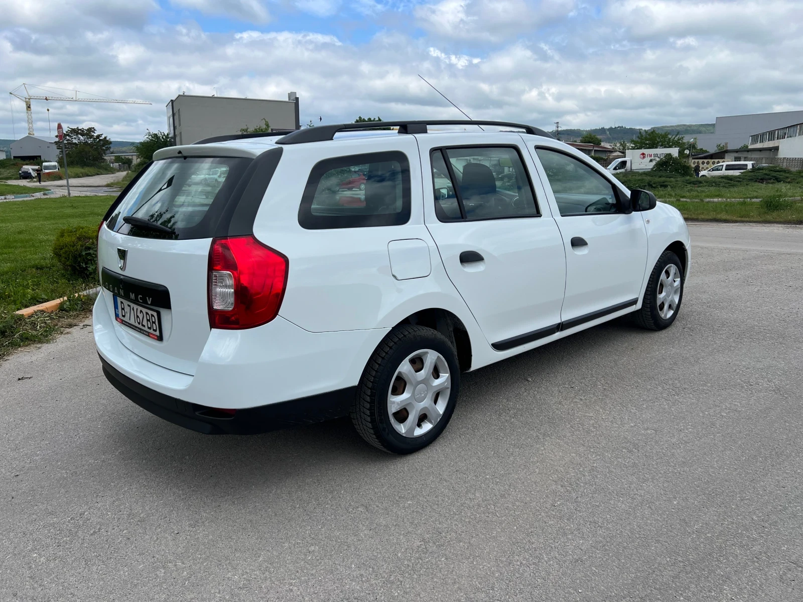 Dacia Logan MCV 1, 2 Gaz. inj., снимка 4 - Автомобили и джипове - 54653266