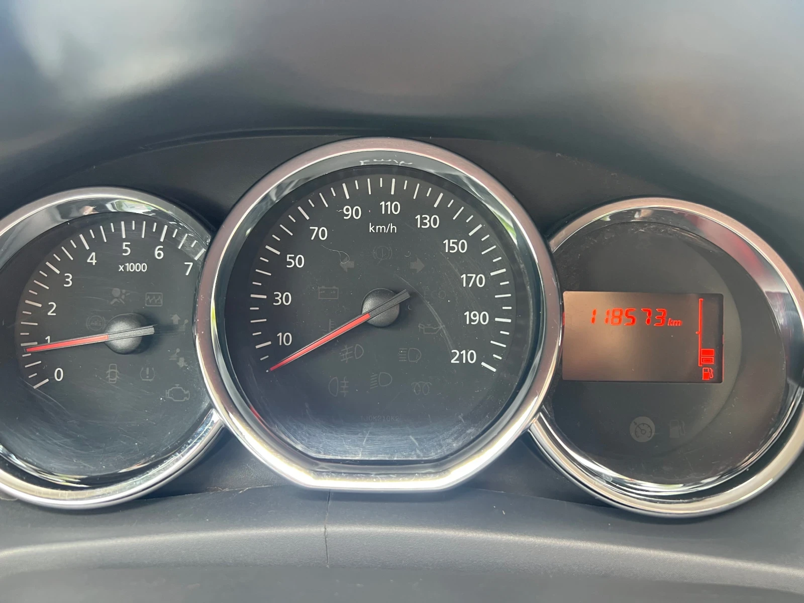 Dacia Logan MCV 1, 2 Gaz. inj., снимка 14 - Автомобили и джипове - 54653266