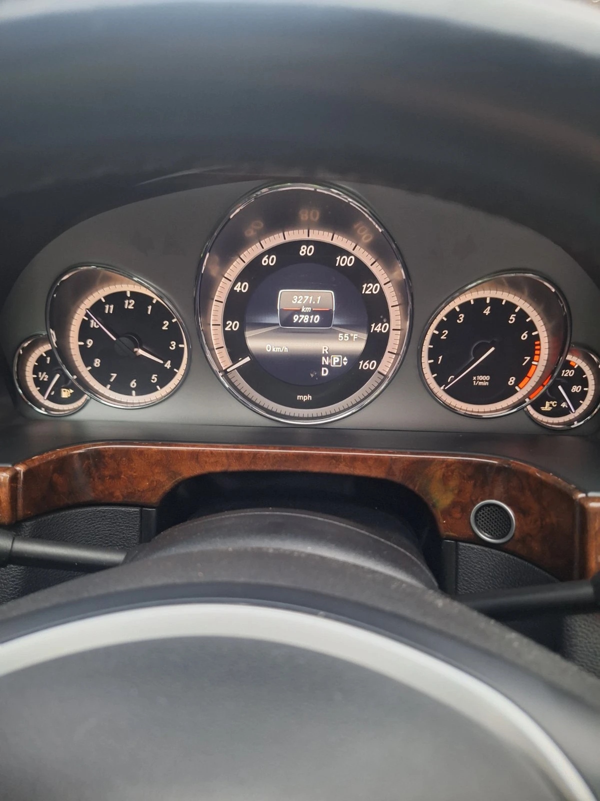 Mercedes-Benz E 350 AMG Пакет, снимка 15 - Автомобили и джипове - 54699373