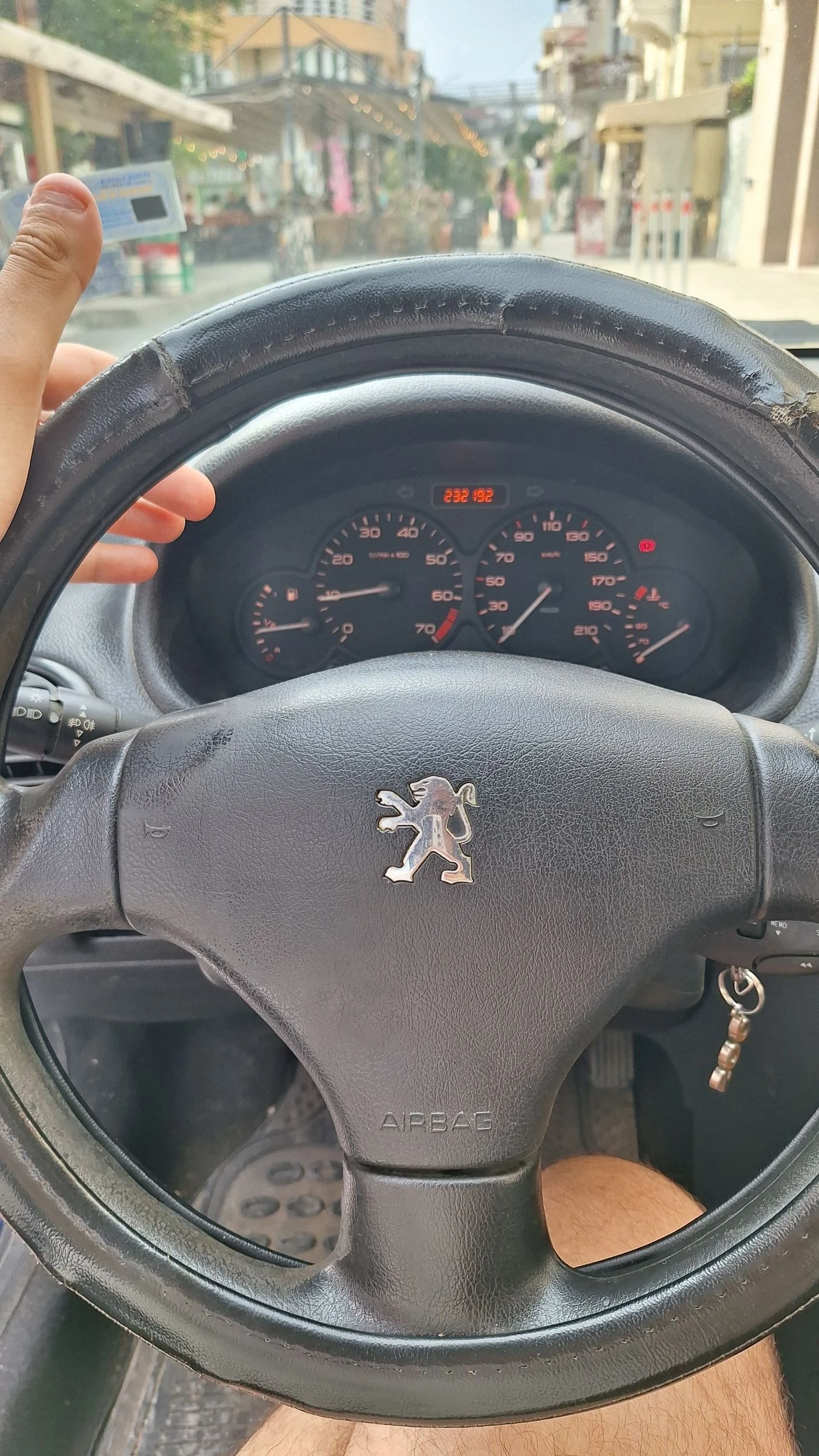 Peugeot 206, снимка 4 - Автомобили и джипове - 55201198