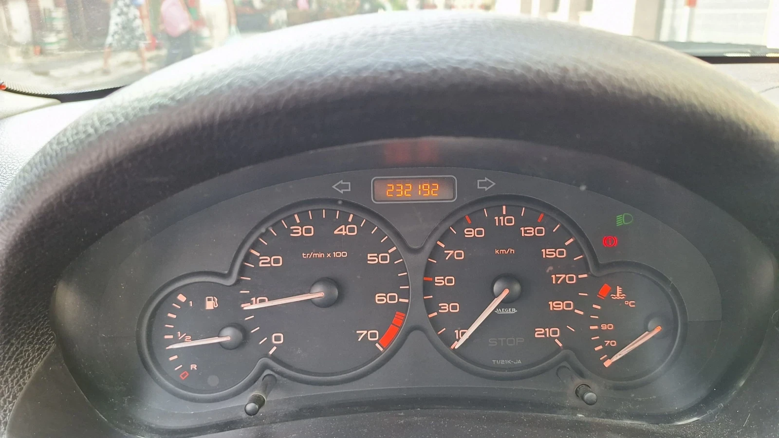 Peugeot 206, снимка 6 - Автомобили и джипове - 55201198