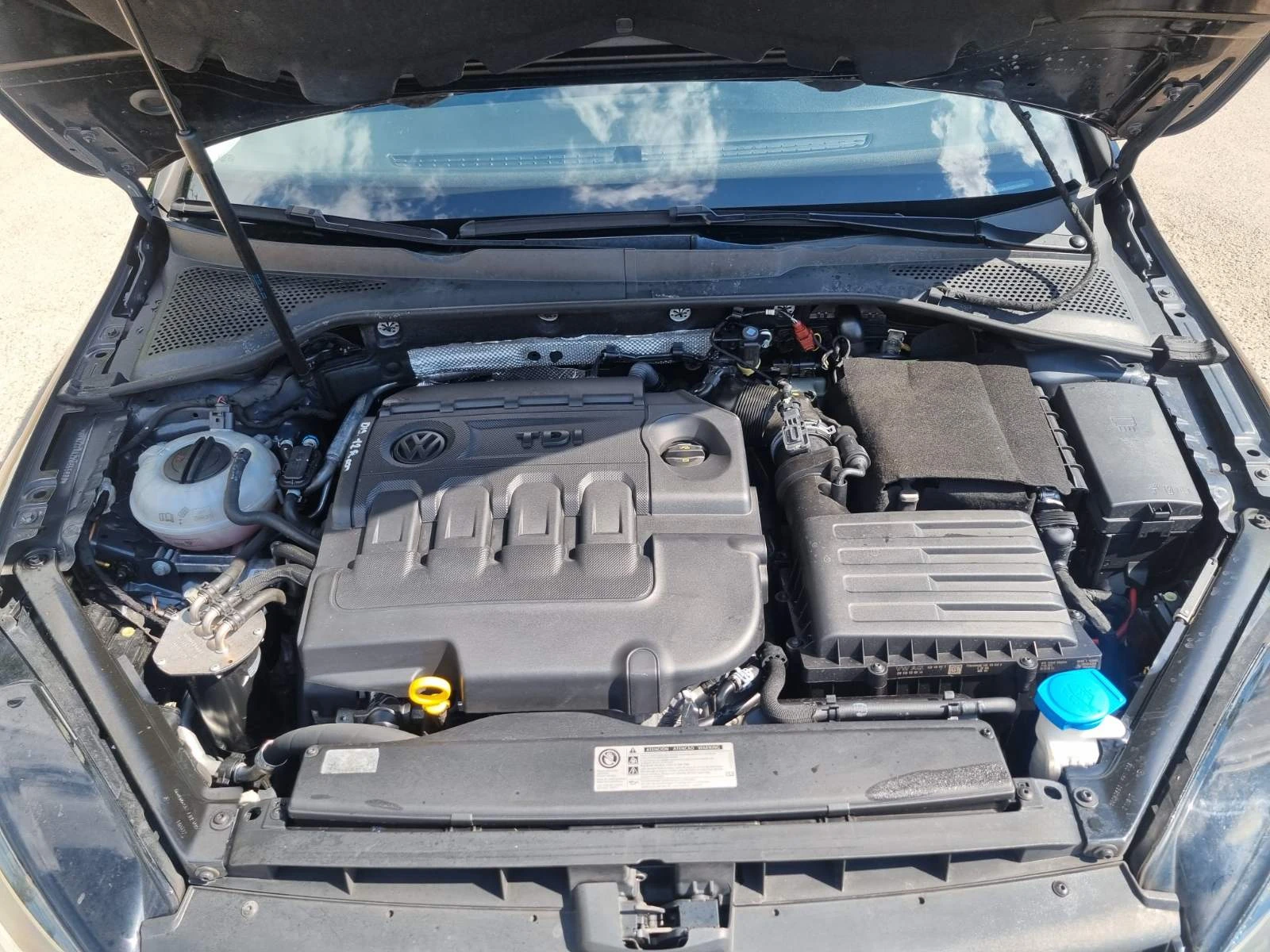 VW Golf, снимка 11 - Автомобили и джипове - 55863397