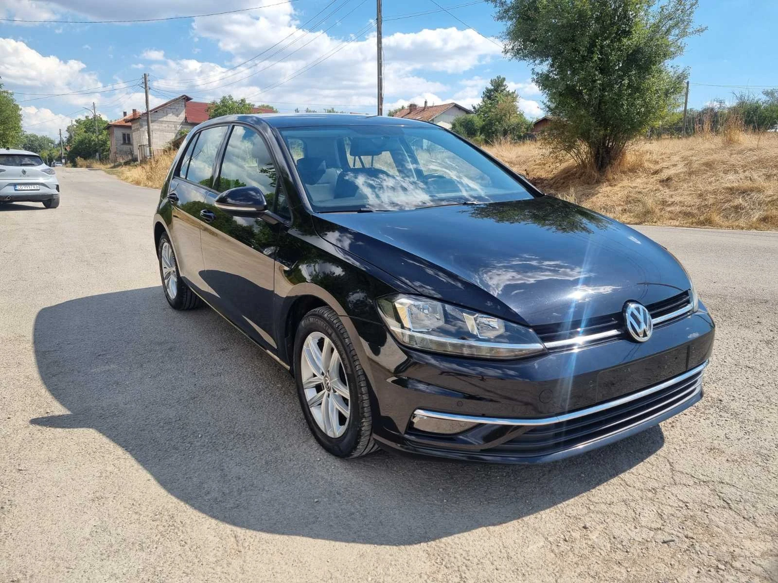 VW Golf