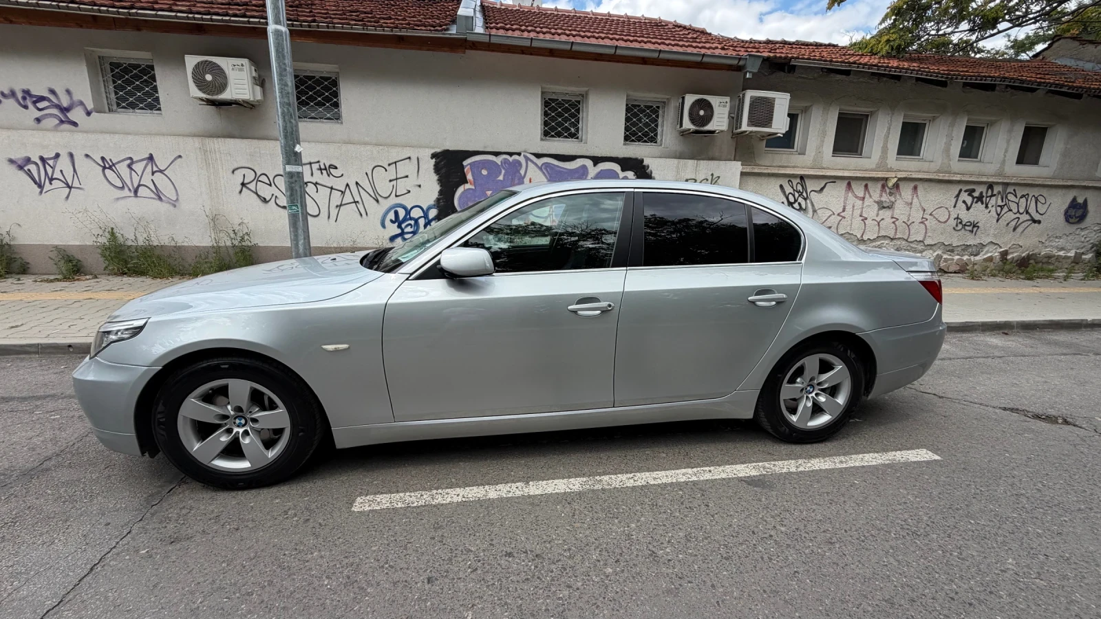 BMW 525 E60 LCI, Carplay, AndroidAuto, Comfort, 2 ключа, снимка 3 - Автомобили и джипове - 55999722