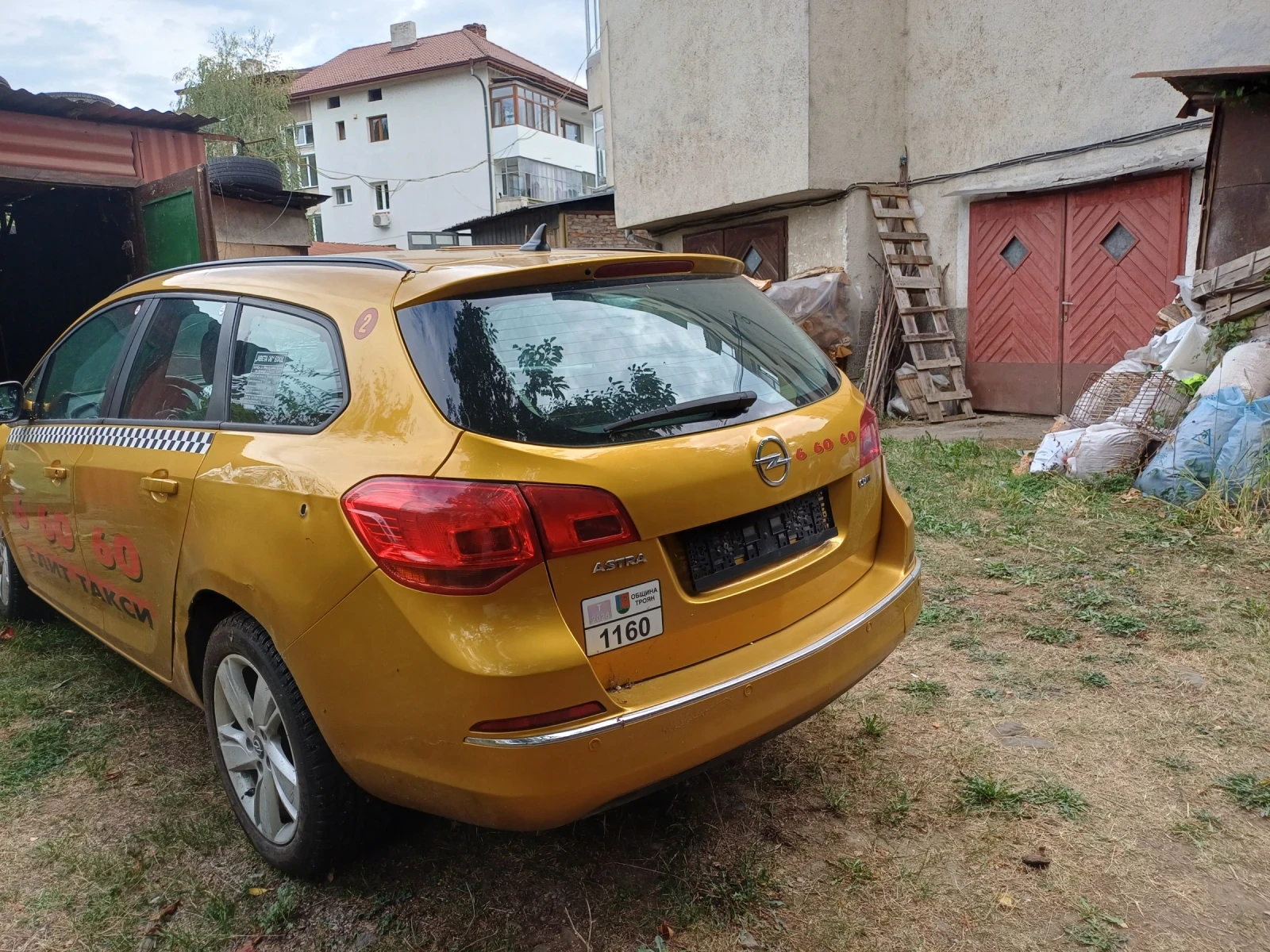 Opel Astra, снимка 2 - Автомобили и джипове - 56227804