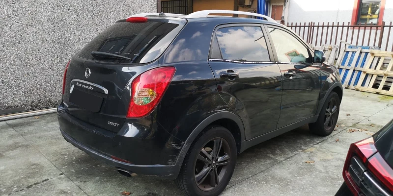 SsangYong Korando D20T Уникат, снимка 2 - Автомобили и джипове - 48473581