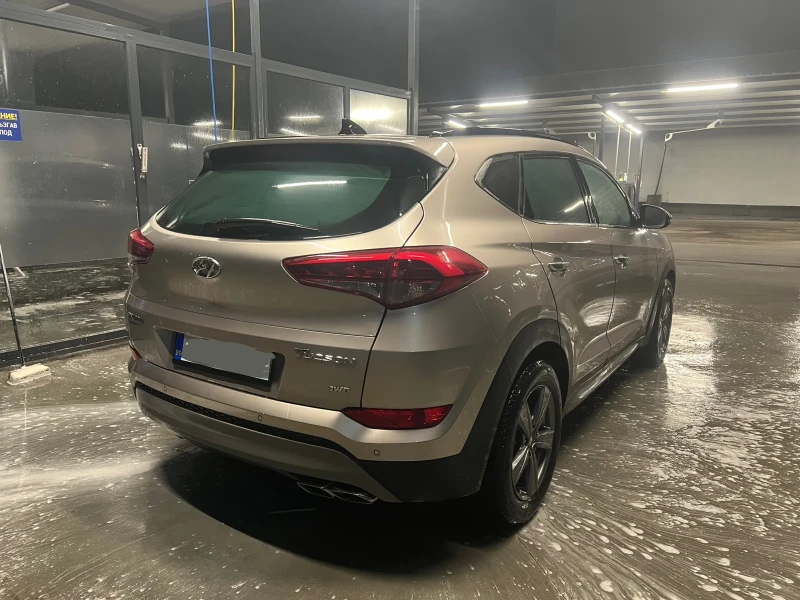 Hyundai Tucson, снимка 4 - Автомобили и джипове - 49264052