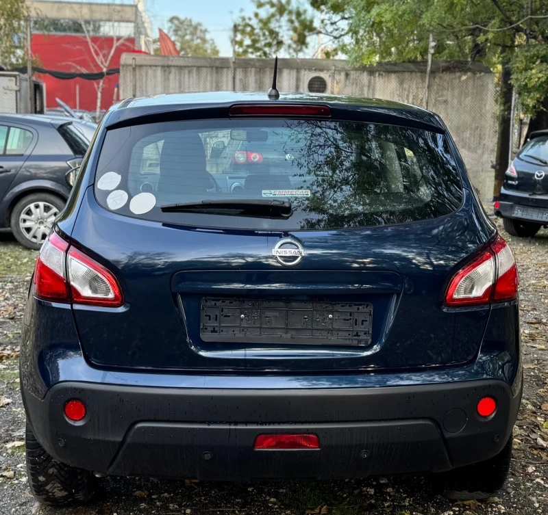 Nissan Qashqai, снимка 15 - Автомобили и джипове - 50443266