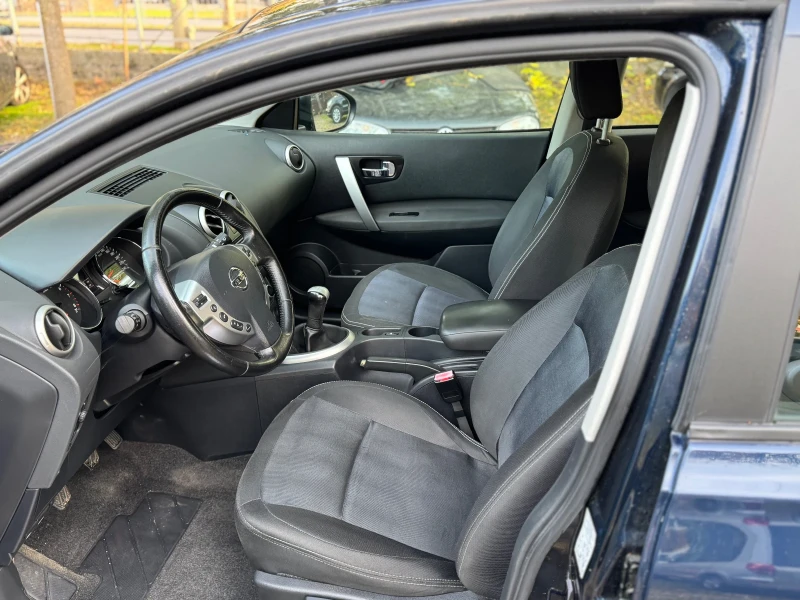 Nissan Qashqai, снимка 6 - Автомобили и джипове - 50443266