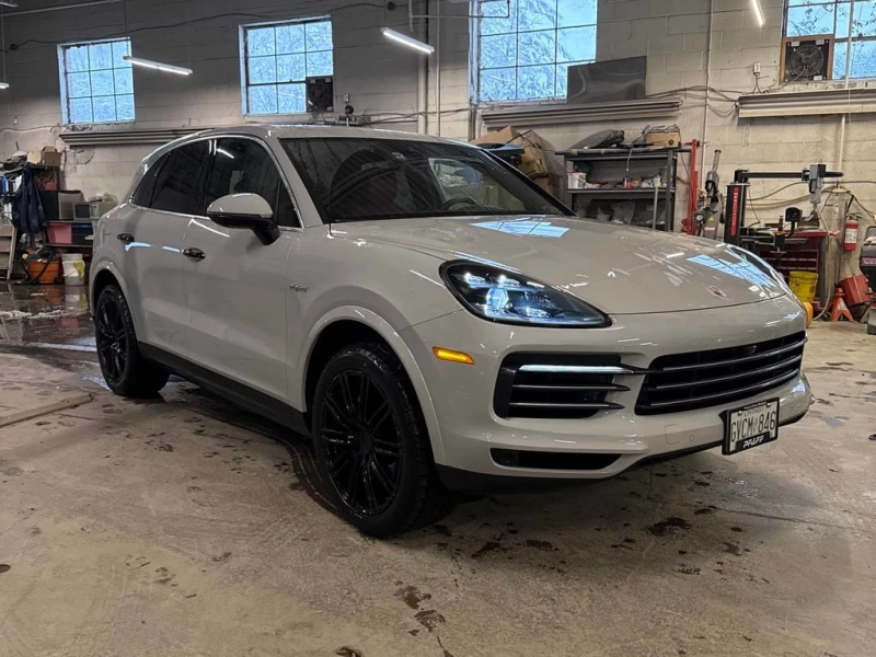Porsche Cayenne E Hybrid  CARFAX
