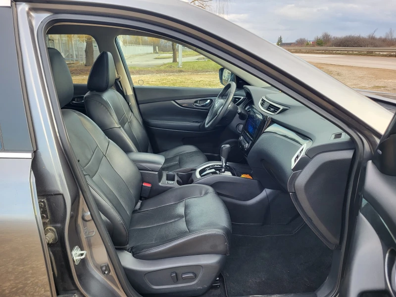 Nissan Rogue 2.5i SL AWD, снимка 13 - Автомобили и джипове - 53514857