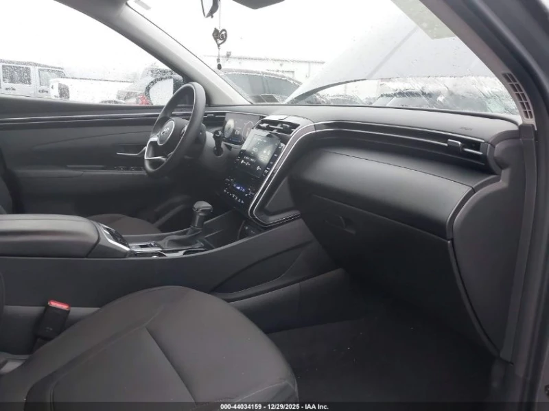 Hyundai Tucson 2.5l Sel, снимка 5 - Автомобили и джипове - 53577535