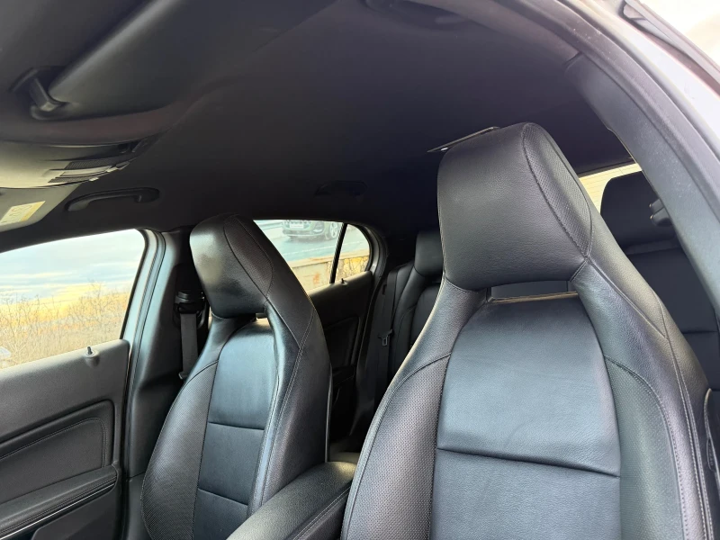 Mercedes-Benz GLA 220 2.2 - 170 / 4Х4  / АВТОМАТИК / ЕВРО6 / НАВИГАЦИЯ, снимка 14 - Автомобили и джипове - 53597567