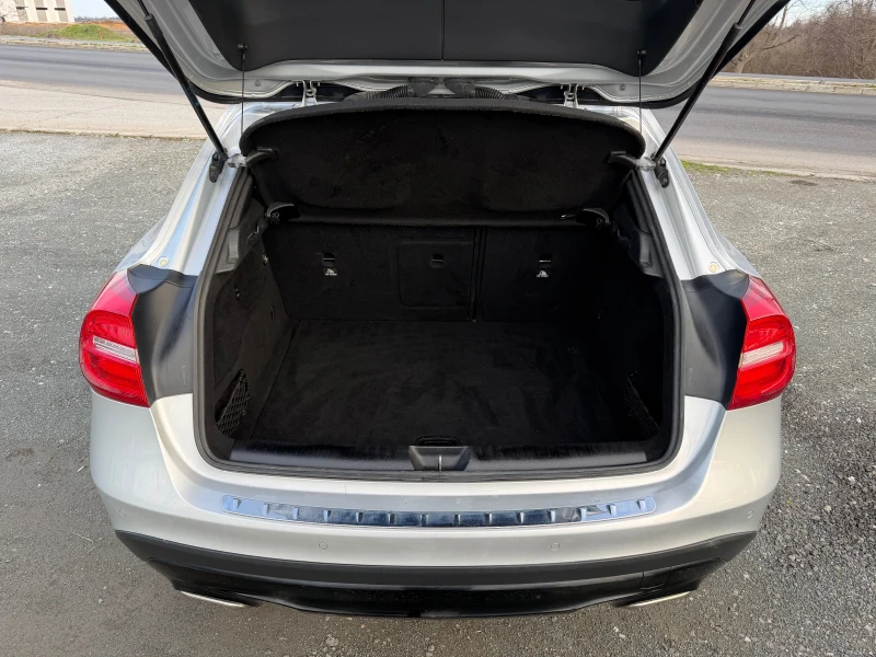 Mercedes-Benz GLA 220 2.2 - 170 / 4Х4  / АВТОМАТИК / ЕВРО6 / НАВИГАЦИЯ, снимка 15 - Автомобили и джипове - 53597567