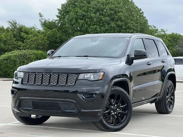 Jeep Grand cherokee Altitude - 19999 лв. - 66322731 | Car24.bg