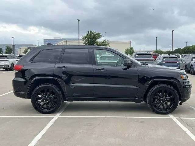 Jeep Grand cherokee Altitude - изображение 3
