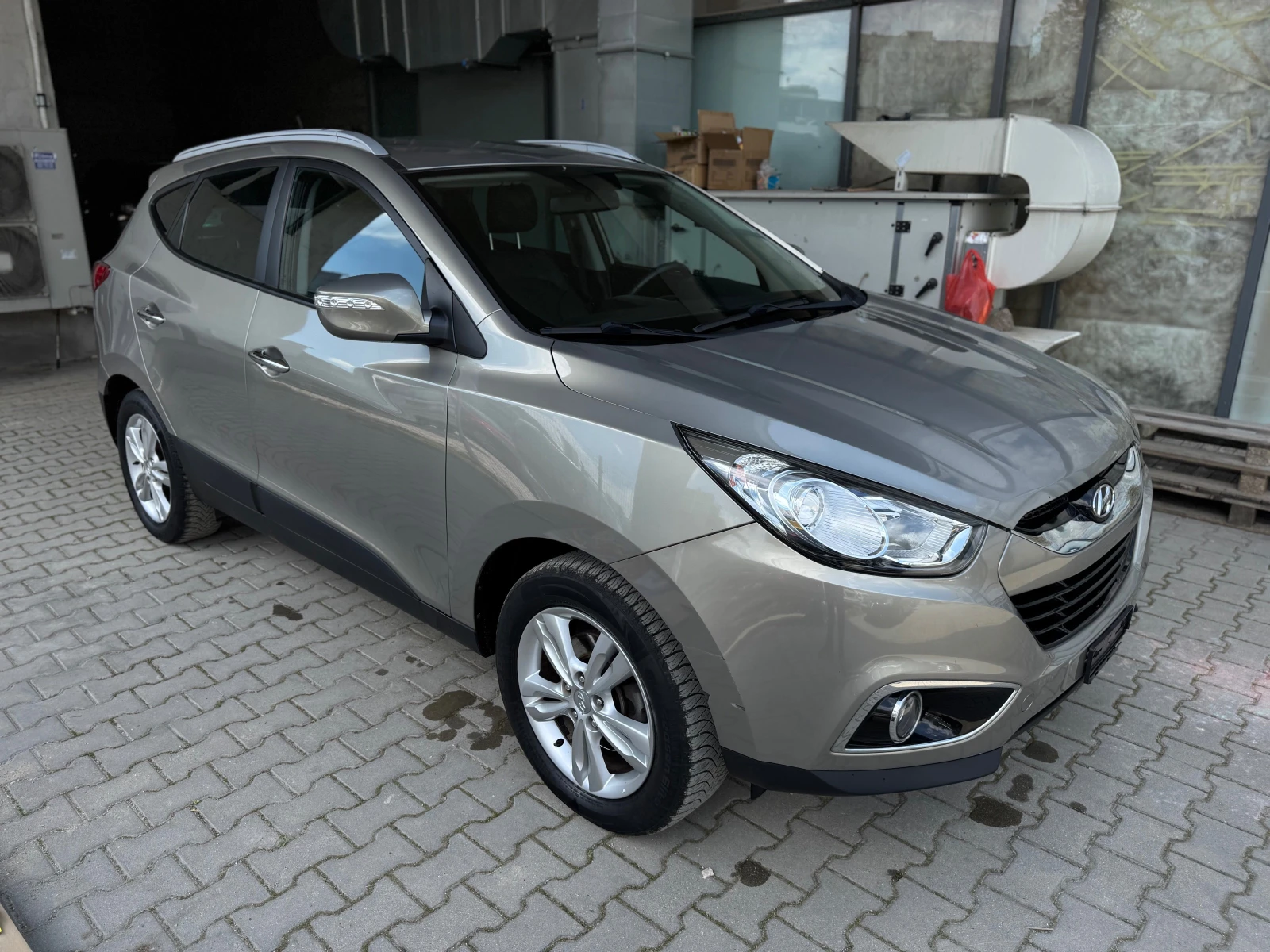 Hyundai IX35 2.0 CRDI/EURO 5A/ 4Х4 - изображение 3