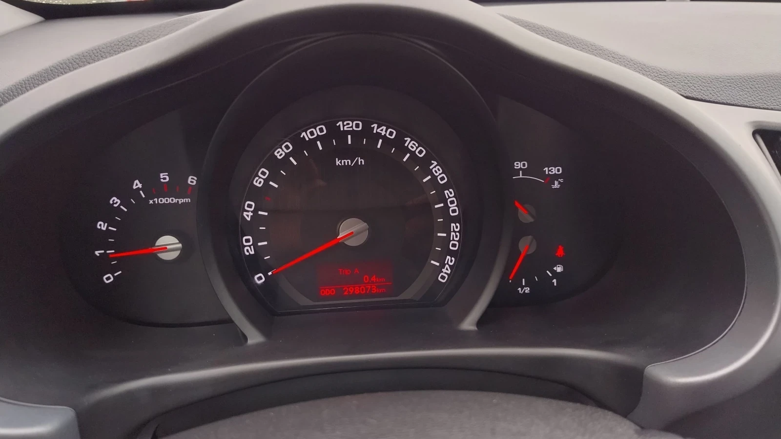 Kia Sportage 1.7CRDi БЕЗ ЗАБЕЛЕЖКИ - изображение 7