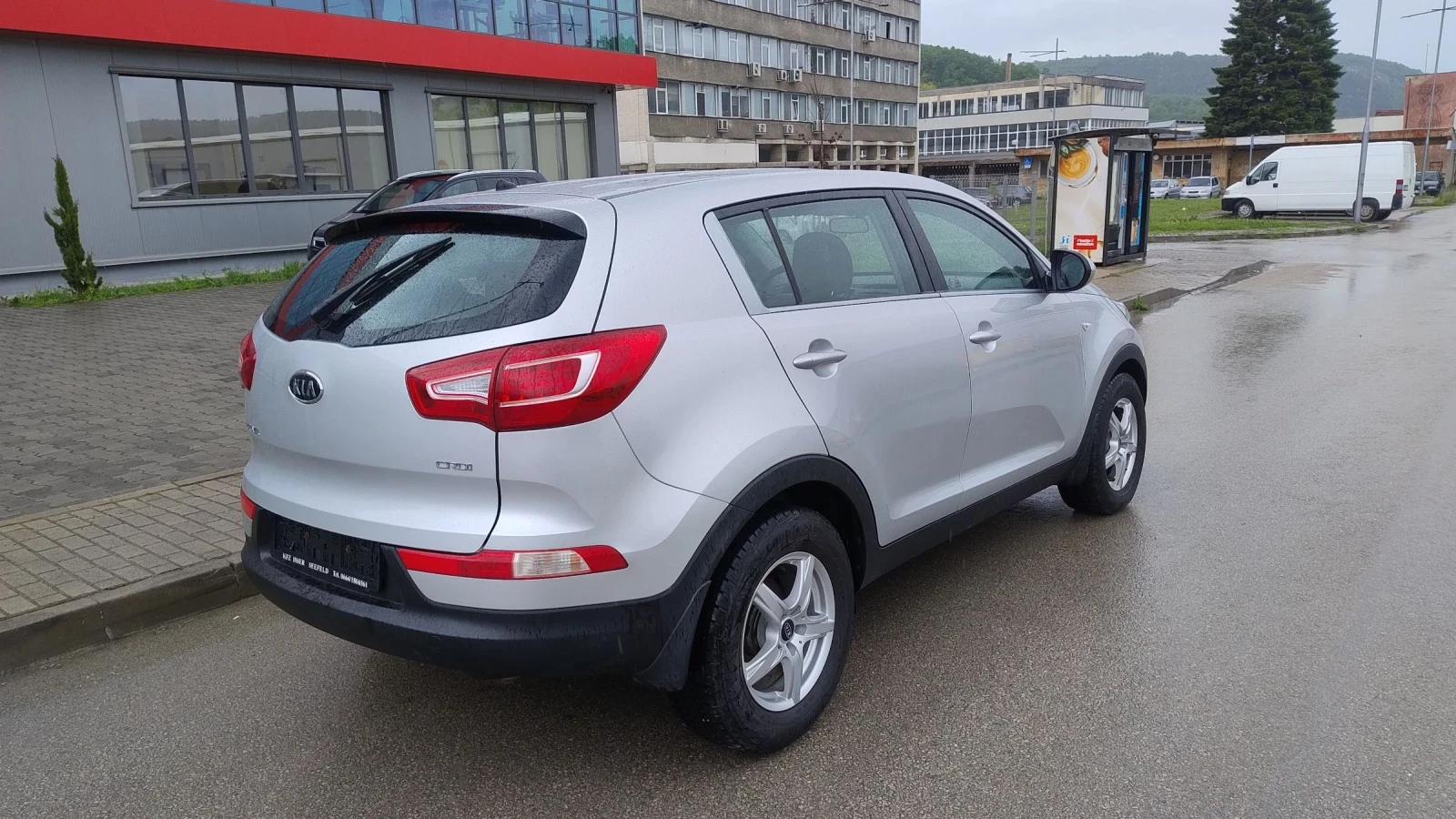 Kia Sportage 1.7CRDi БЕЗ ЗАБЕЛЕЖКИ - изображение 3