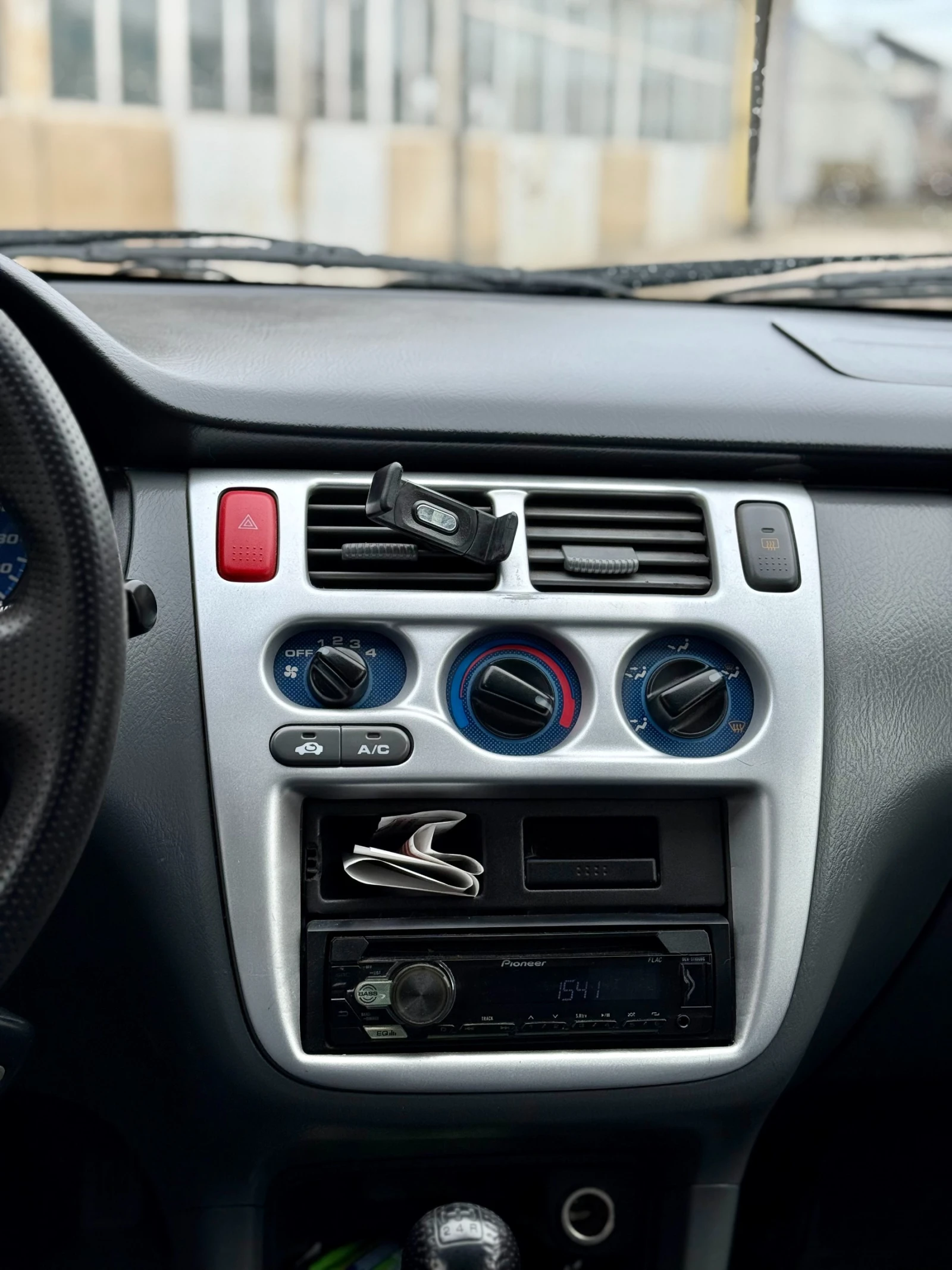 Honda Hr-v 1.6 газ, снимка 9 - Автомобили и джипове - 53798100