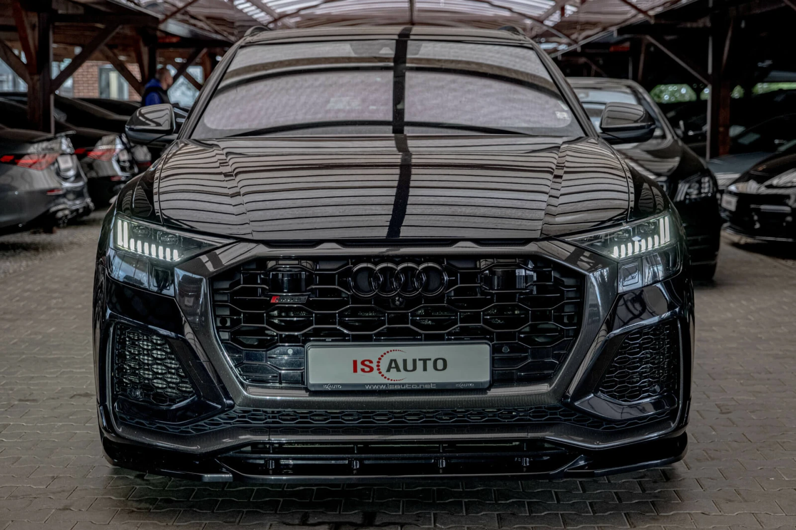 Audi RSQ8 4.0TFSI/Carbon packet/Keramika/Bang&Olufsen/HuD/Am, снимка 2 - Автомобили и джипове - 53864165