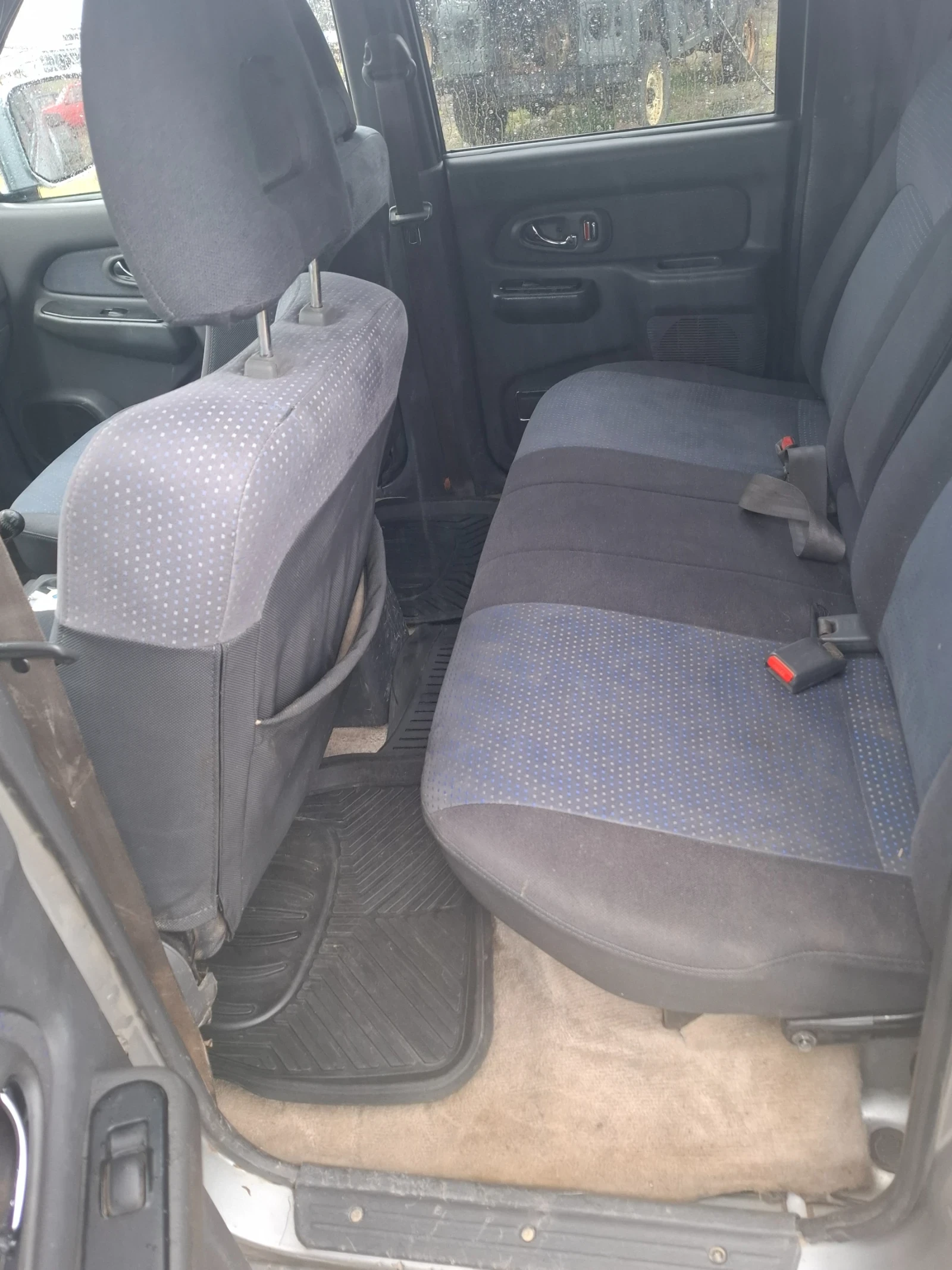 Mitsubishi L200 2.5 D, снимка 14 - Автомобили и джипове - 54092518