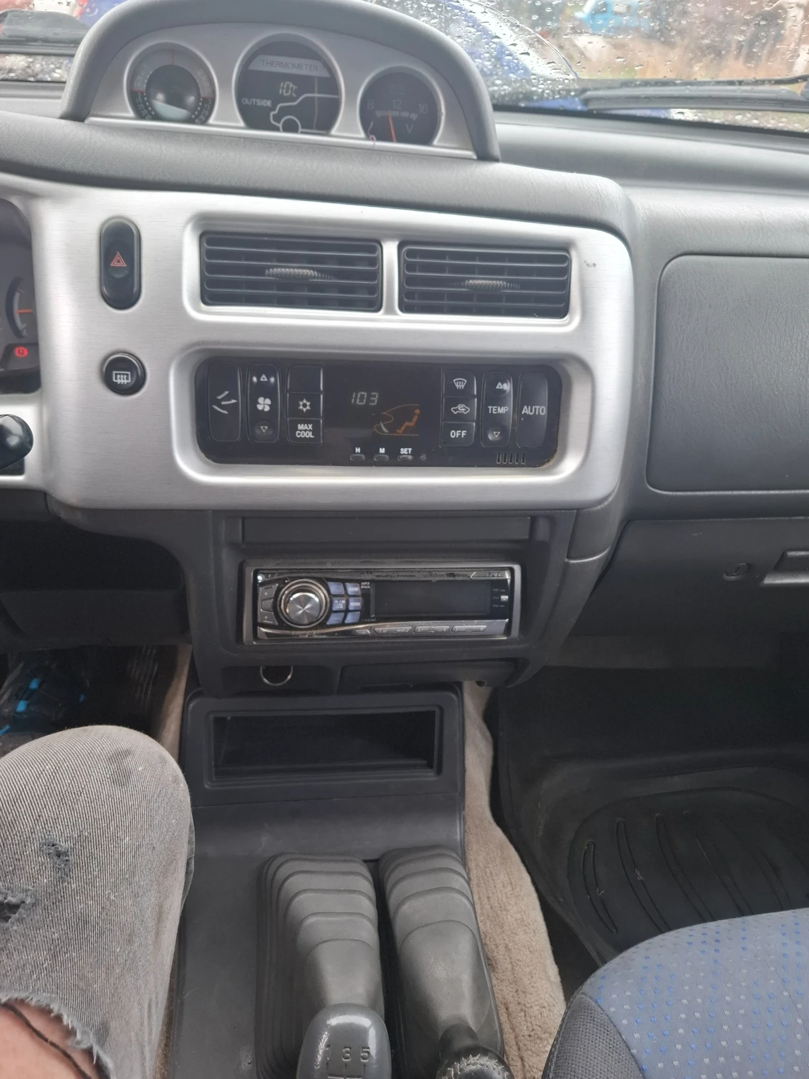 Mitsubishi L200 2.5 D, снимка 11 - Автомобили и джипове - 54092518