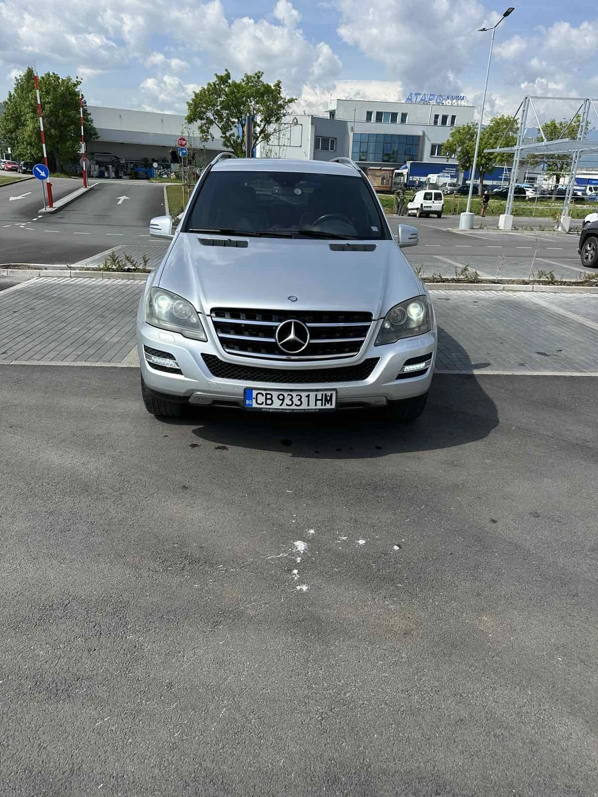 Mercedes-Benz ML 350, снимка 3 - Автомобили и джипове - 54511751